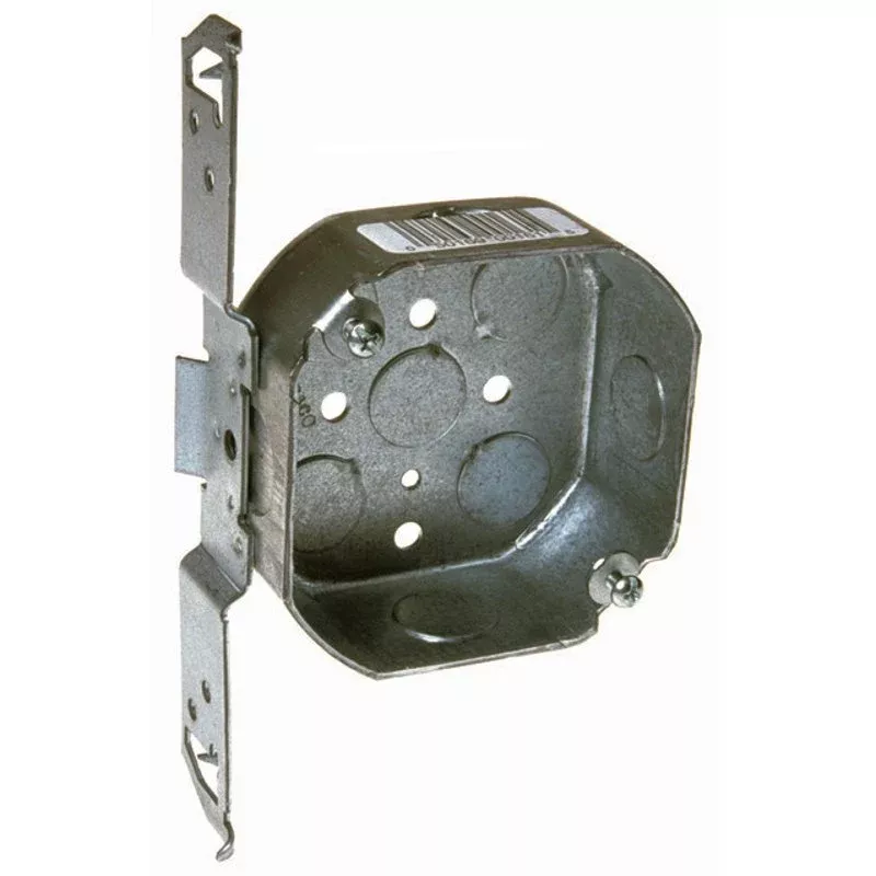 4" OCT BOX W/BKT 112D 1/2" KOS By Appleton 40VB12